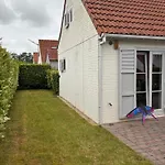 House 49, 3 Slaapkamers, 6 Personen Nyaraló De Haan