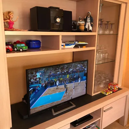 House 49, 3 Slaapkamers, 6 Personen *