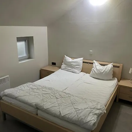 House 49, 3 Slaapkamers, 6 Personen Le Coq