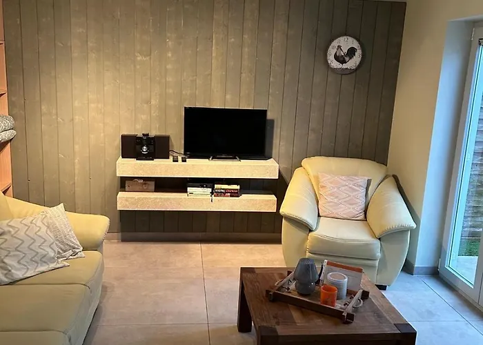 House 49, 3 Slaapkamers, 6 Personen Holiday home De Haan